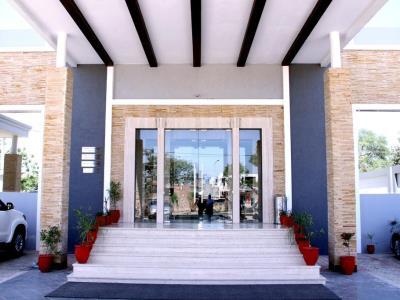 Continent Hotel Nawanshahr Nawāshahr Kültér fotó